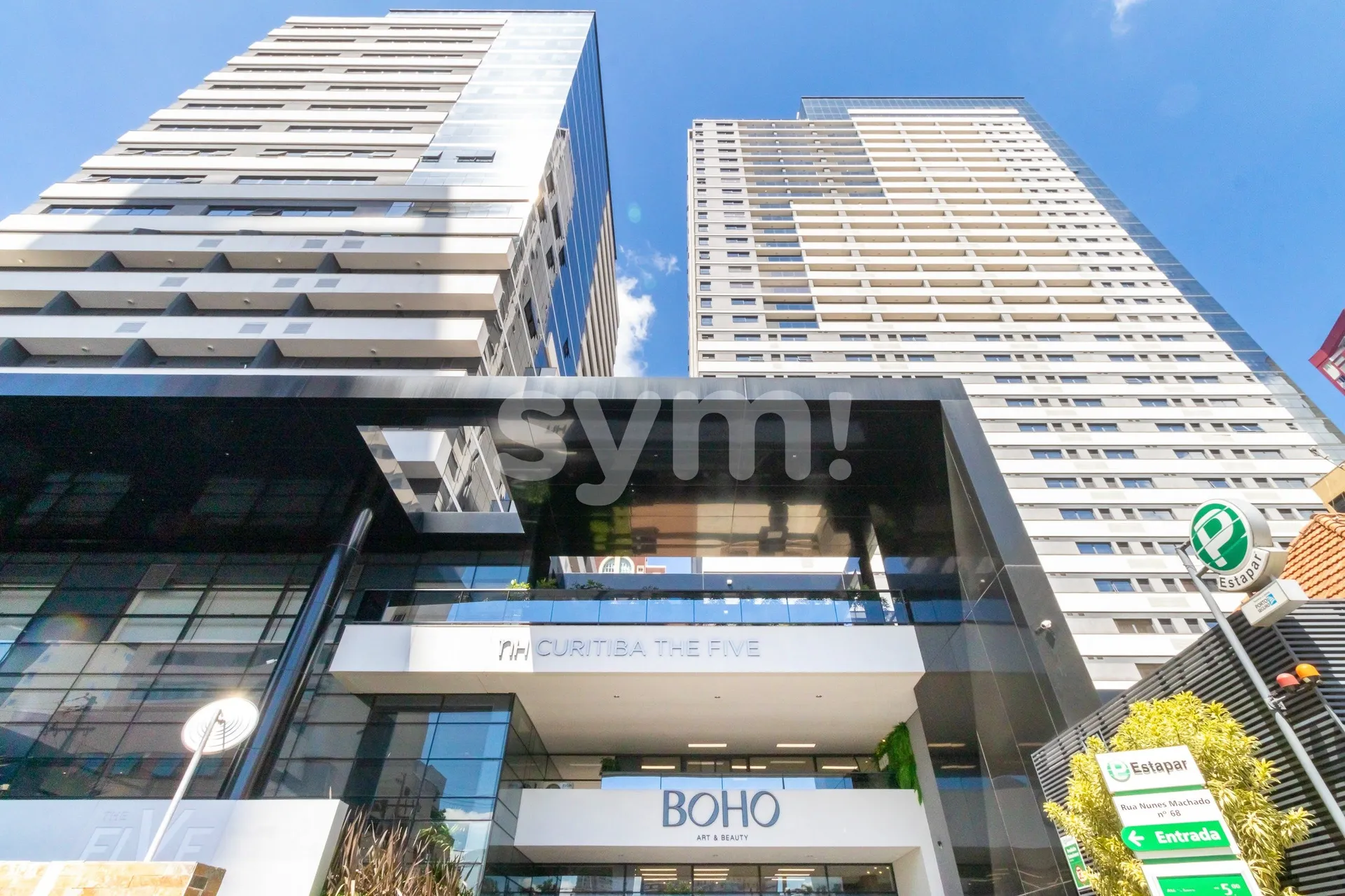 Furnished 2-bedroom apartment with a balcony grill — photo 45