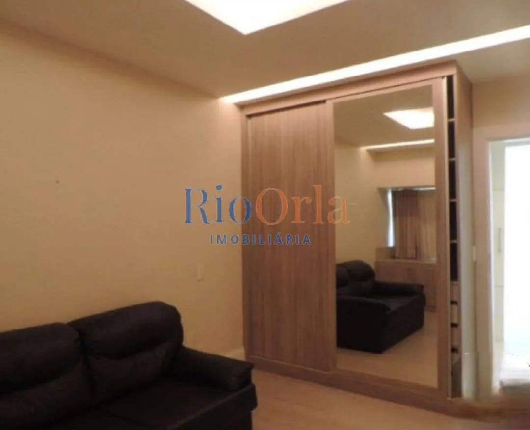Unfurnished apartment with 4 bedrooms and 5 bathrooms — photo 18