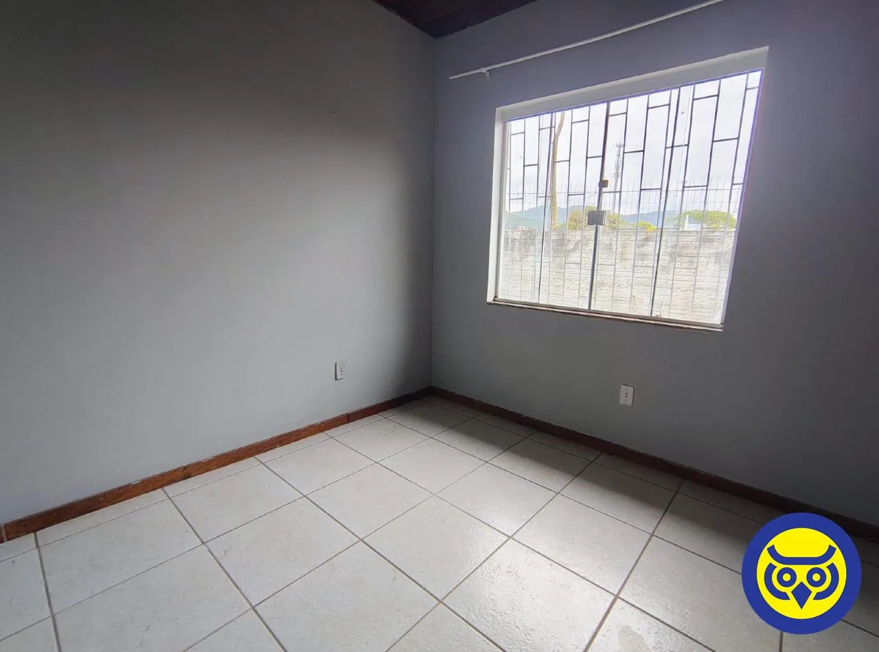 270 m² house with a garden and a washing machine — photo 17