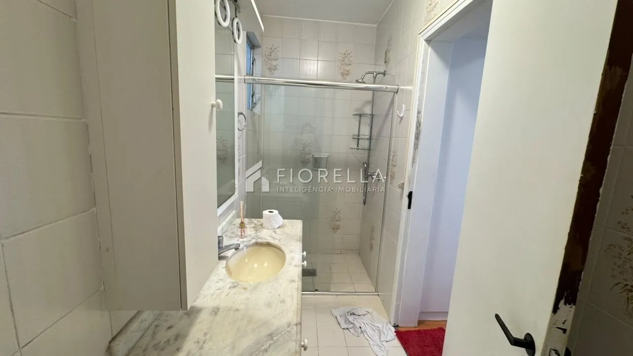 113 m² apartment with a home office and a water view — photo 20