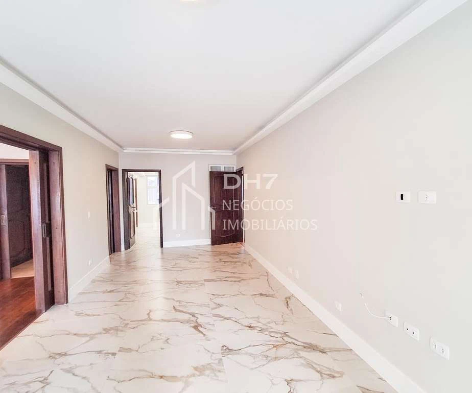 Квартира на 4 комнаты с 2 суитами 199 м² — photo 4