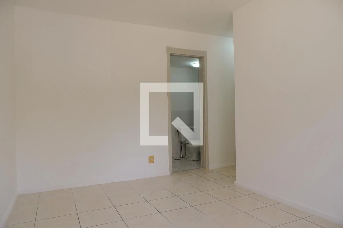 Unfurnished apartment with 3 bedrooms and open kitchen — photo 62