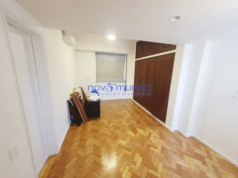 Furnished apartment with 3 bedrooms and 1 parking space — photo 13