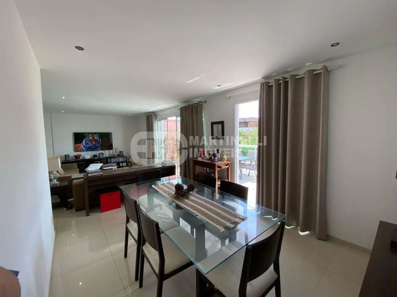 Furnished 2-bedroom apartment with 4 bathrooms — photo 7