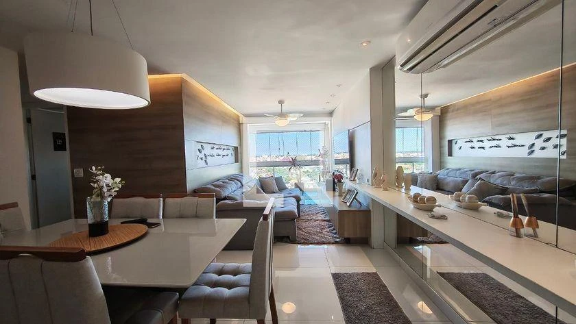 Панорамные окна и 4 спальни: квартира 200 м² — photo 13