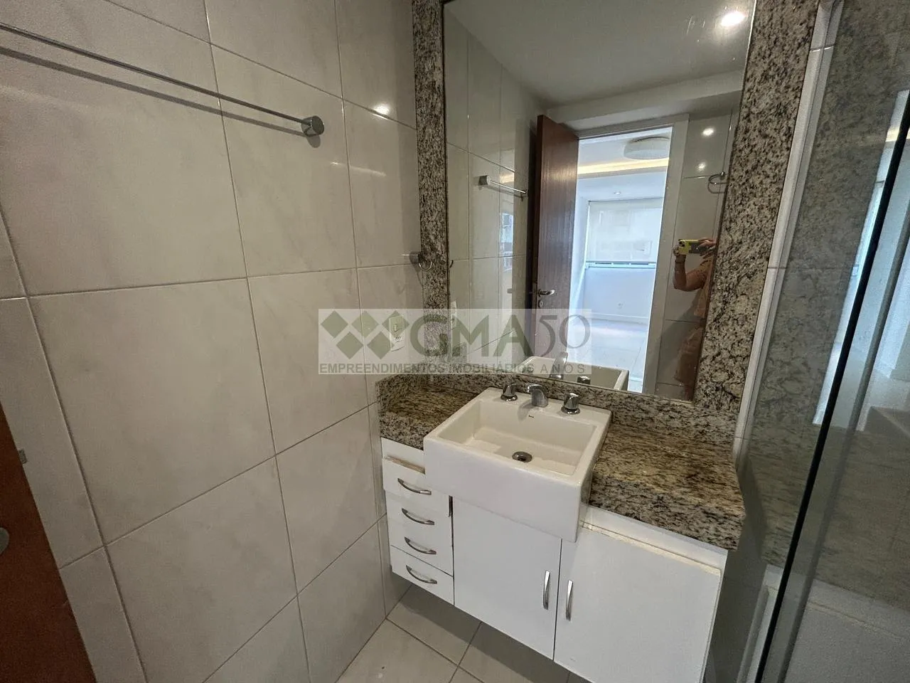 Apartamento com 4 quartos e 5 banheiros com vaga — photo 9