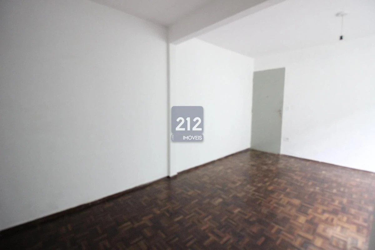 Apartment, 53 m², with wood or laminate floors — photo 13