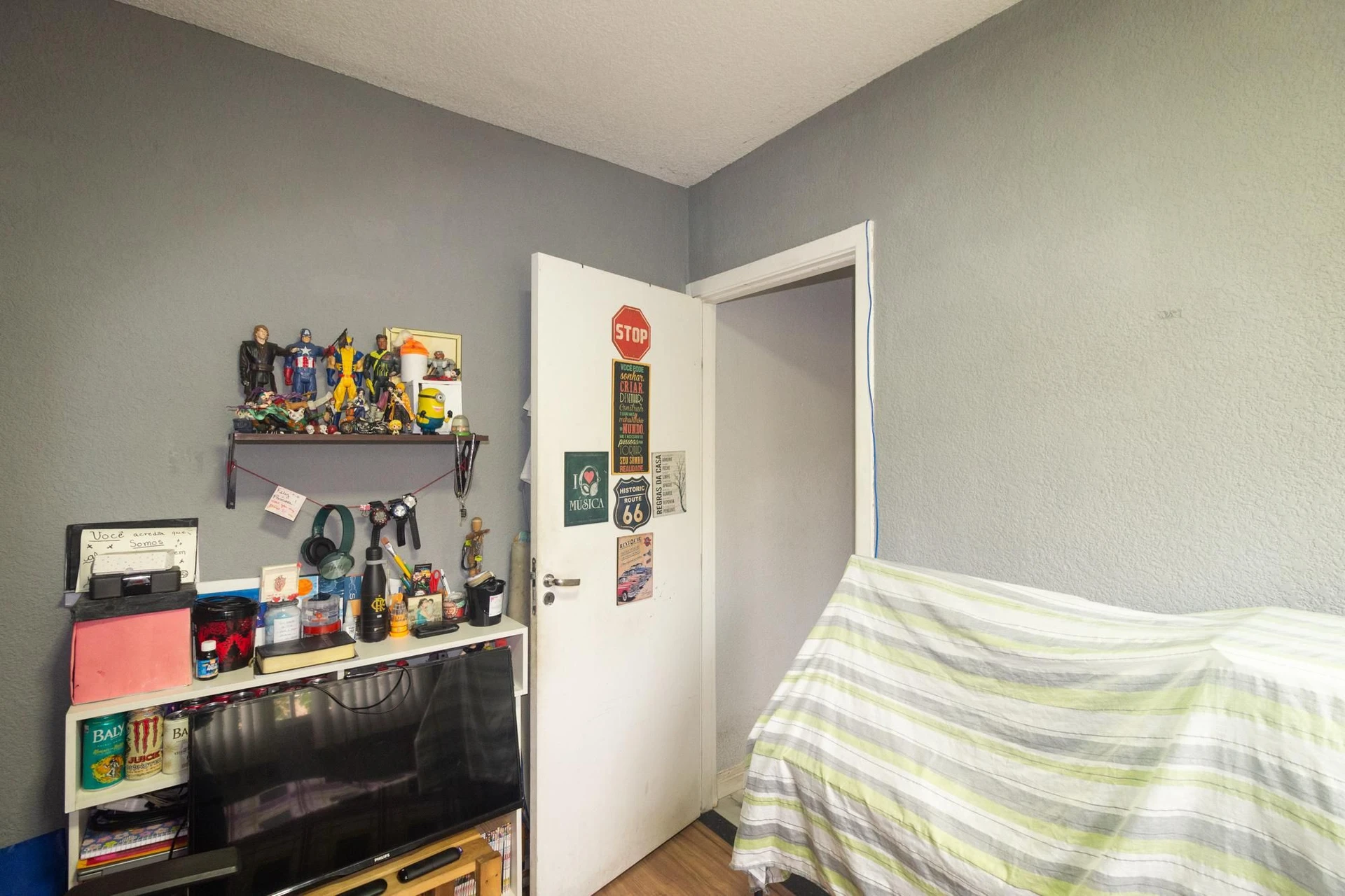 Furnished 2-bedroom apartment with 1 bathroom and parking — photo 31
