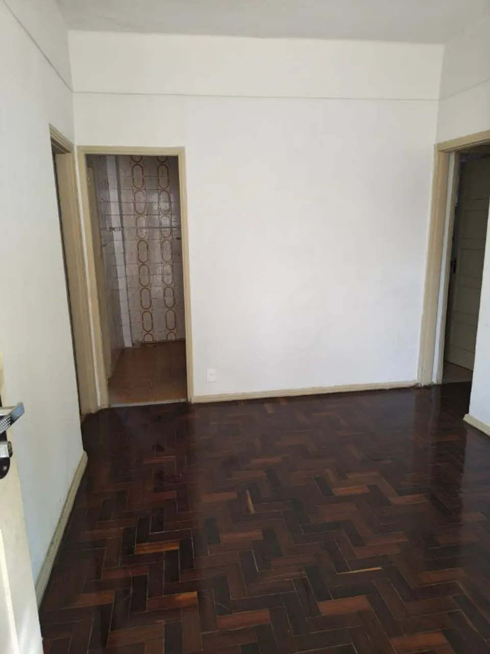 2-bedroom apartment with 1 bathroom and no parking — photo 14