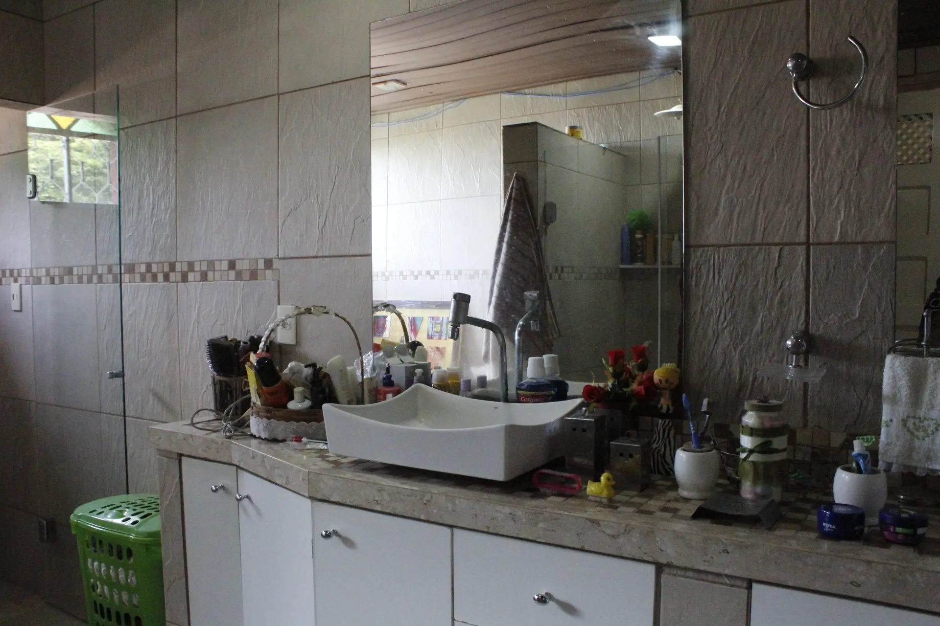 Furnished 4-bedroom house with private balcony — photo 38