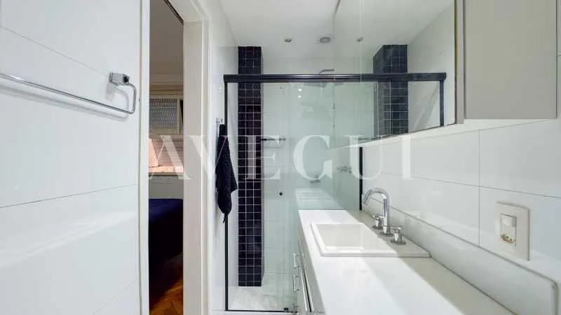 Apartamento residencial mobiliado com 3 quartos e 138 m² — photo 3