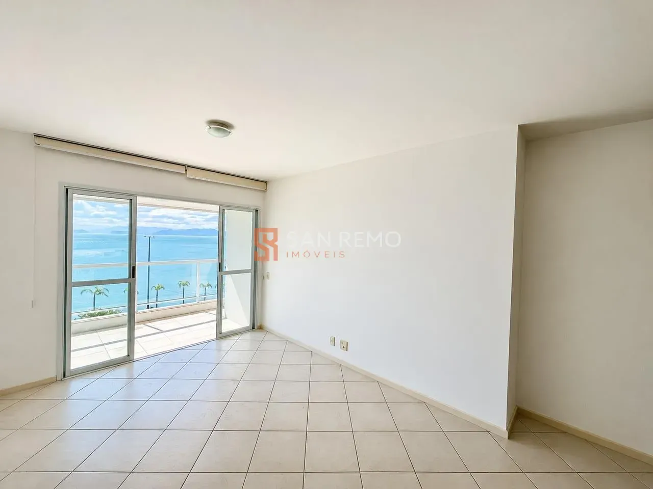 3-bedroom apartment with a water view