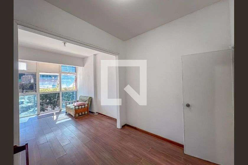 Studio sem mobília de 47 m² com 1 quarto e 1 banheiro — photo 19