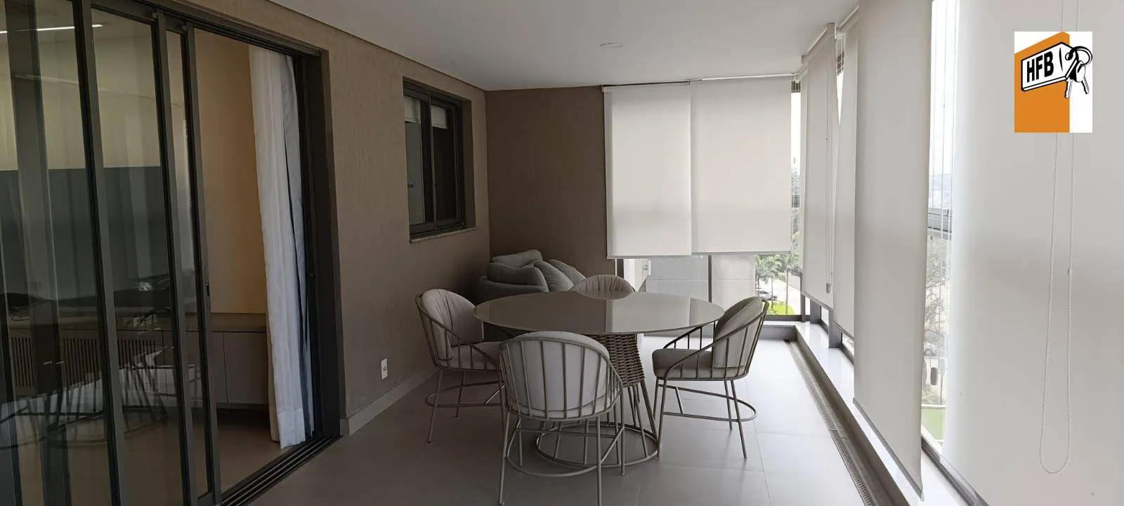 151 m² apartment with 3 bedrooms and 5 bathrooms — photo 8