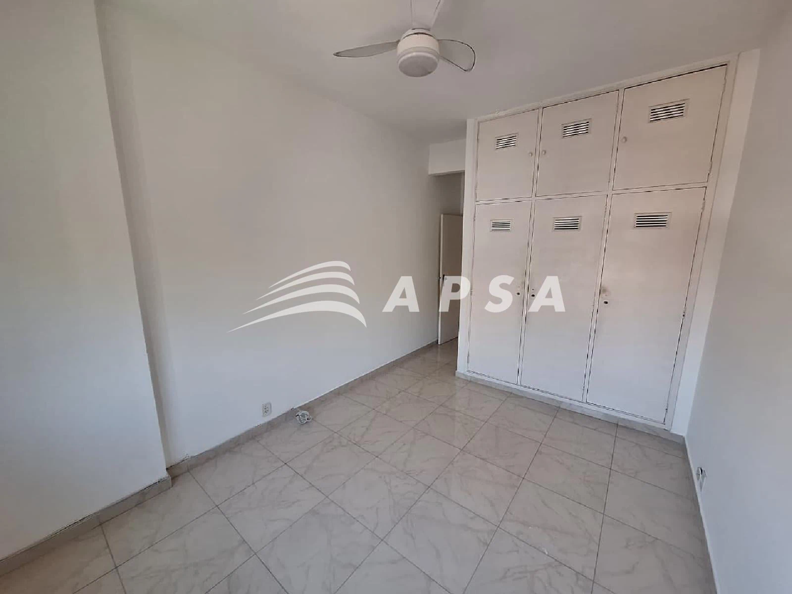 Apartamento de 92 m² com 2 quartos e área de lavanderia — photo 13