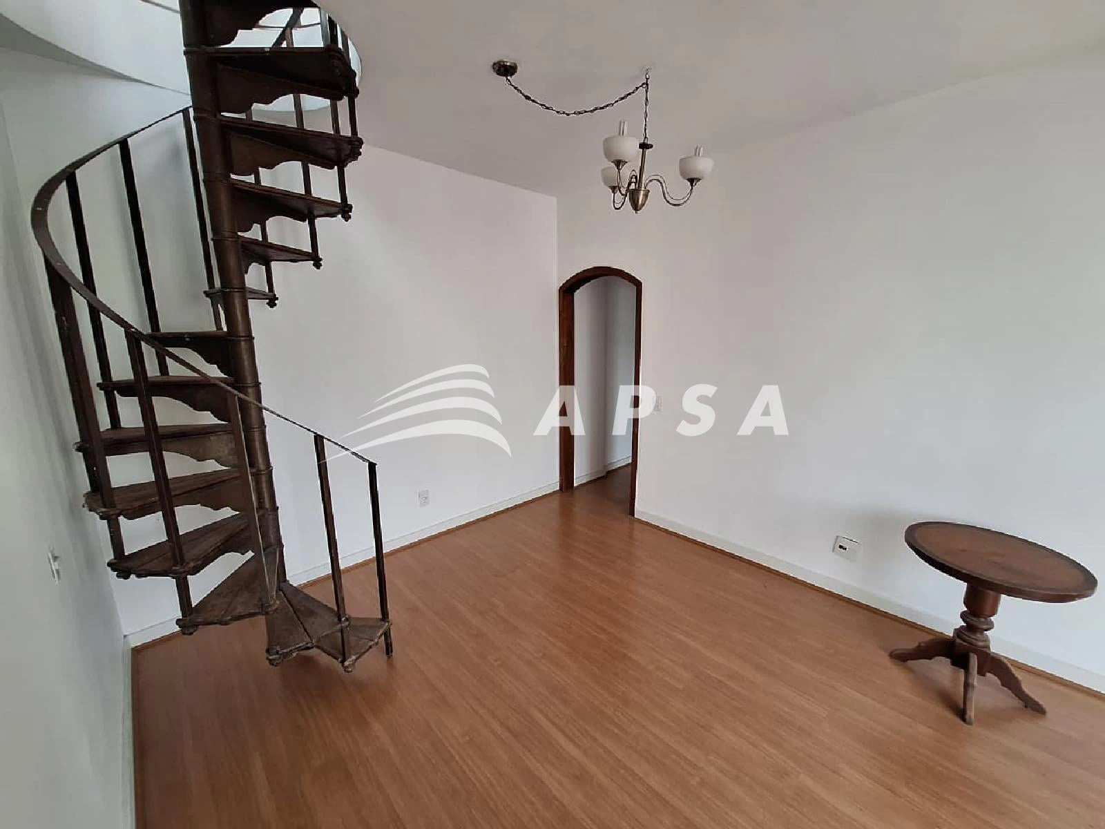 149 m² apartment with 3 bedrooms and a balcony — photo 6