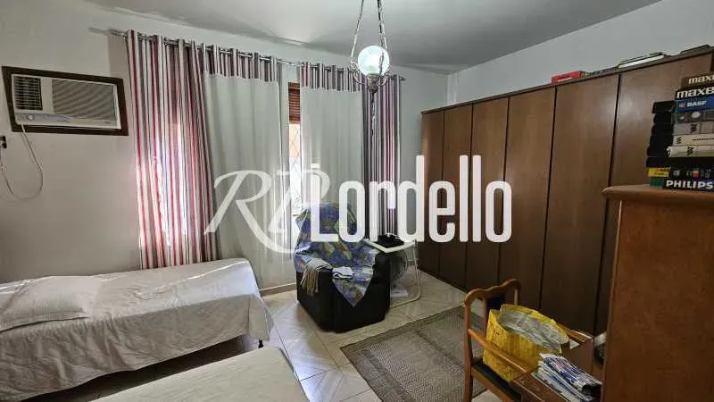 Casa mobiliada com 359 m², 3 dormitórios e 3 banheiros — photo 3