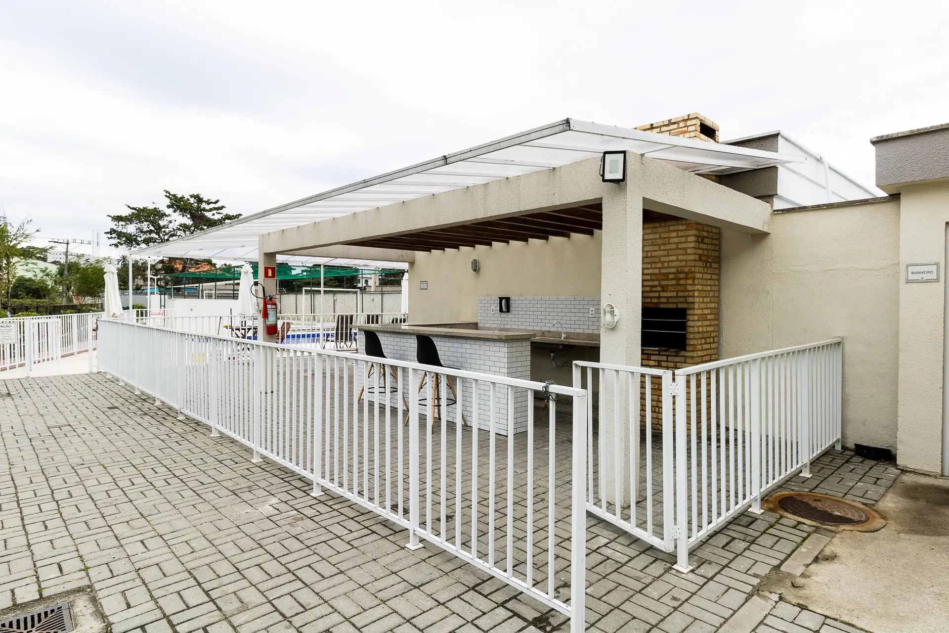 Apartamento de 2 quartos em condomínio com academia — photo 3