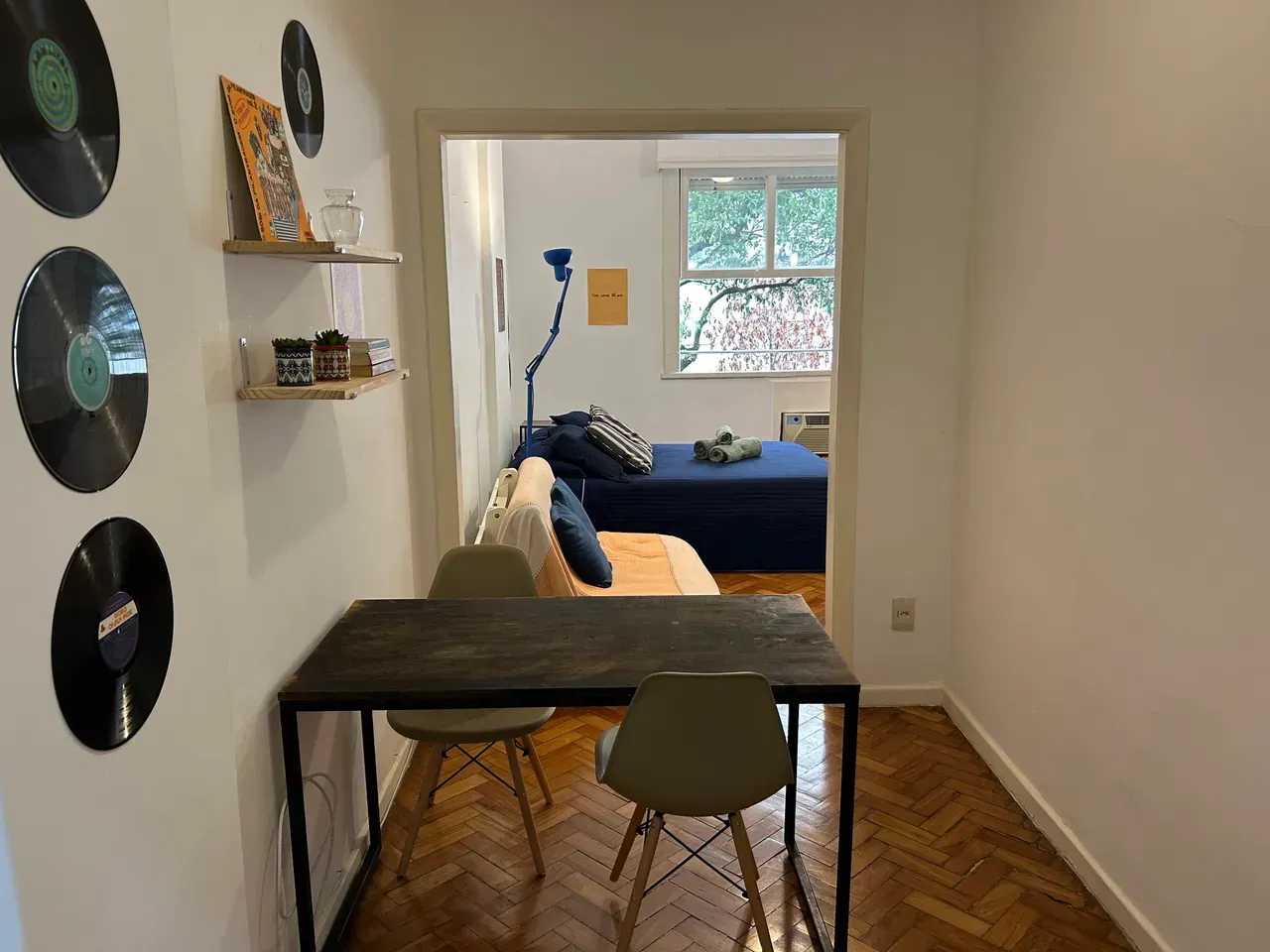 Furnished 1-bedroom apartment with 1 bathroom — photo 4