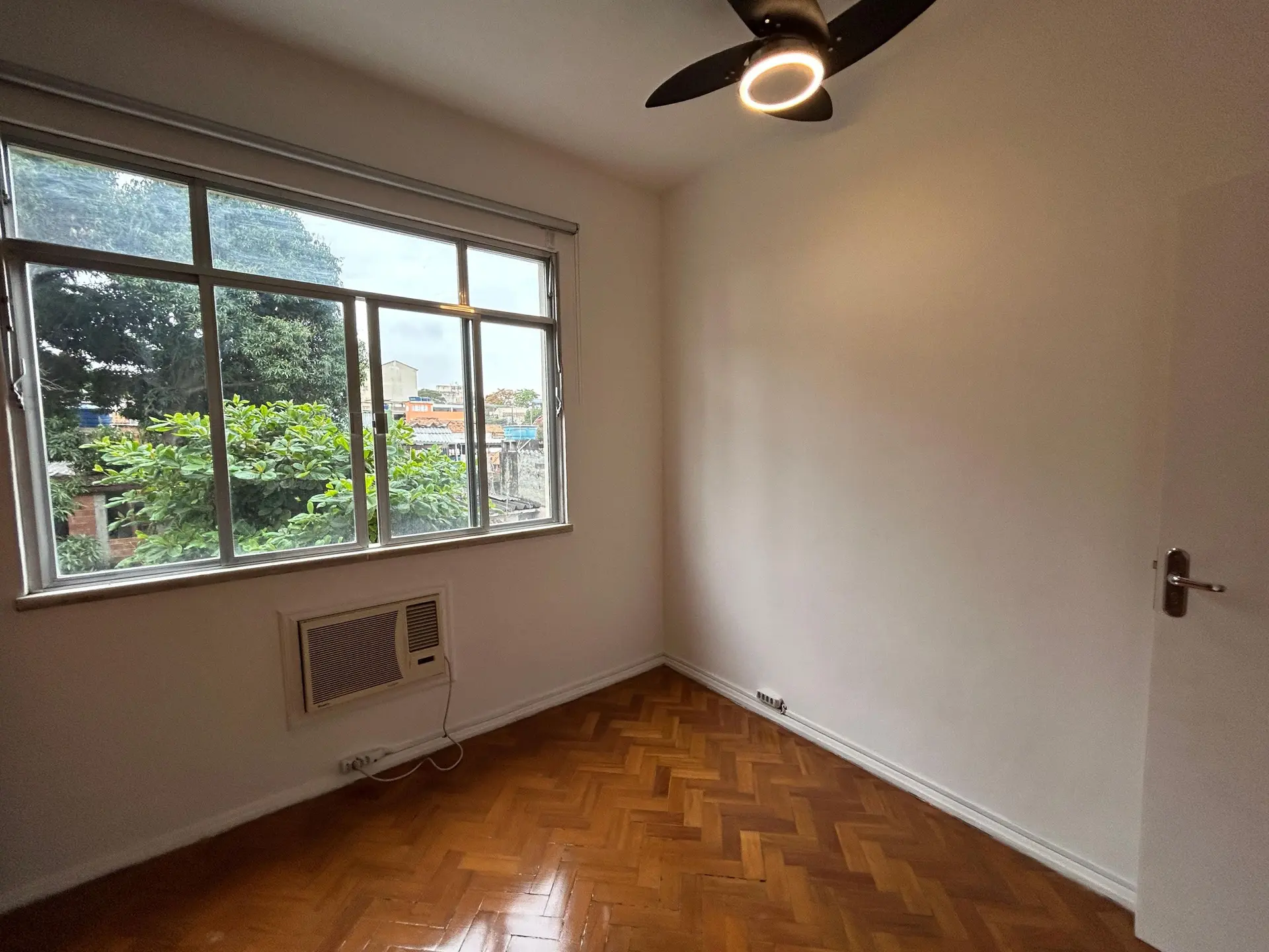 Apartamento sem mobília com 2 quartos e 1 banheiro — photo 22