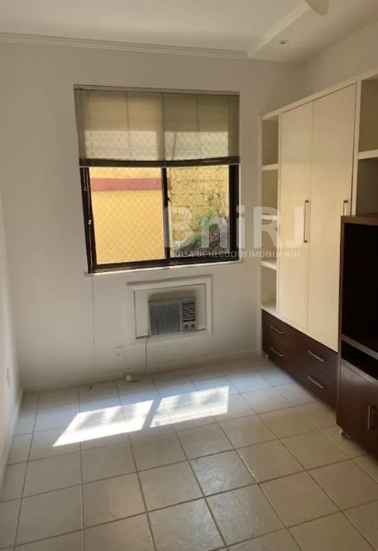 4-bedroom unfurnished apartment with 1 bath and balcony — photo 23