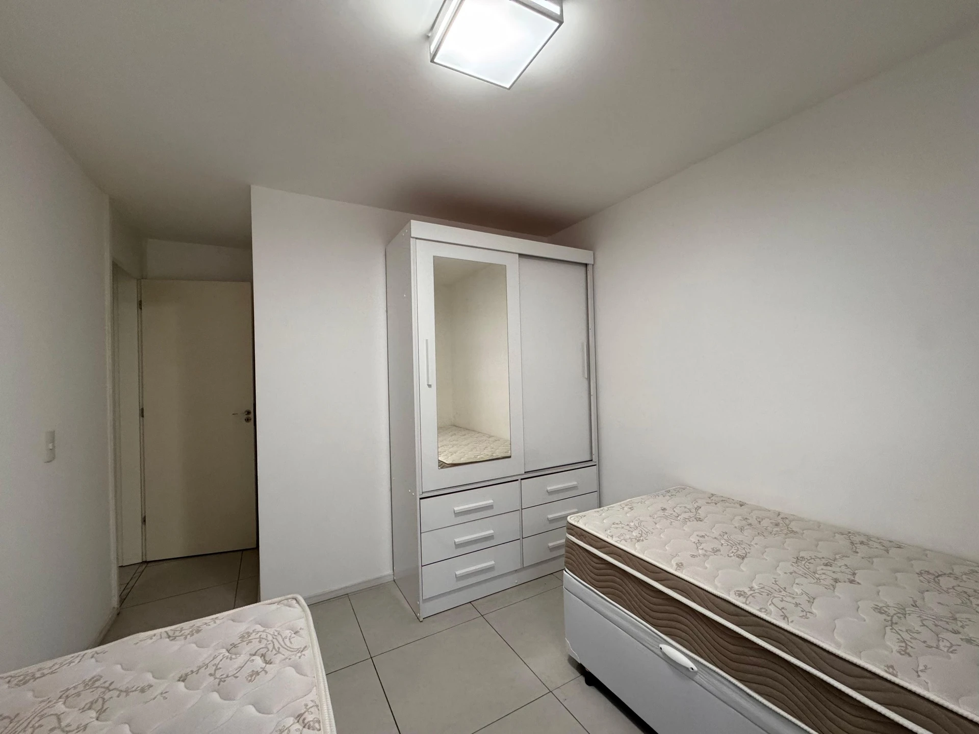 2-bedroom apartment in a building with a sauna — photo 22