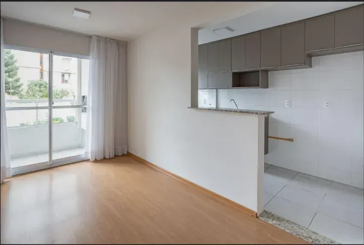 Furnished 2-bedroom apartment with 1 bathroom — photo 27