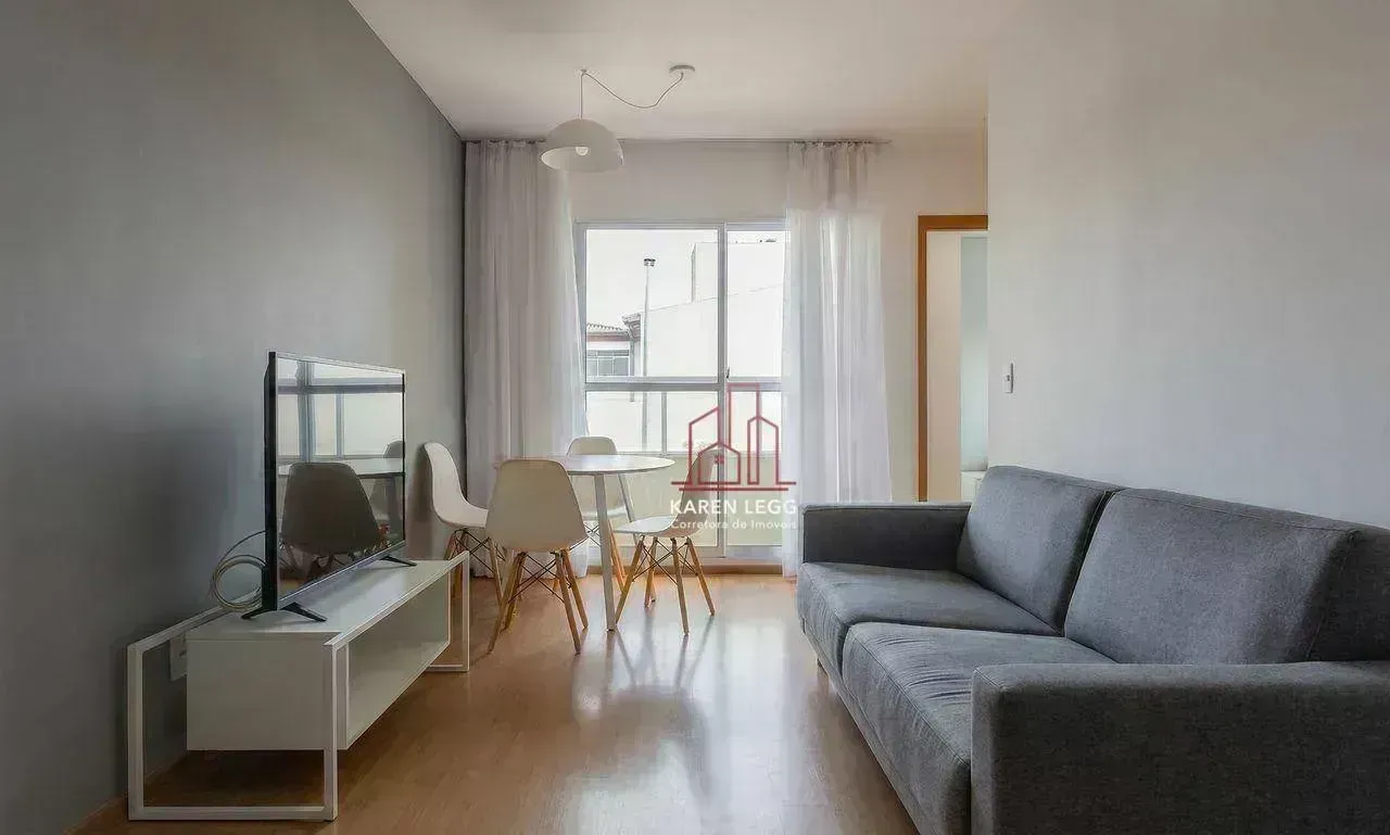 Furnished apartment with 2 bedrooms and private BBQ