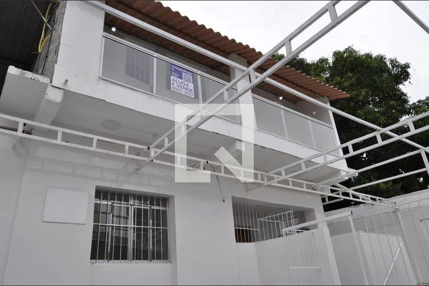 1-bedroom apartment with a private garden — photo 19