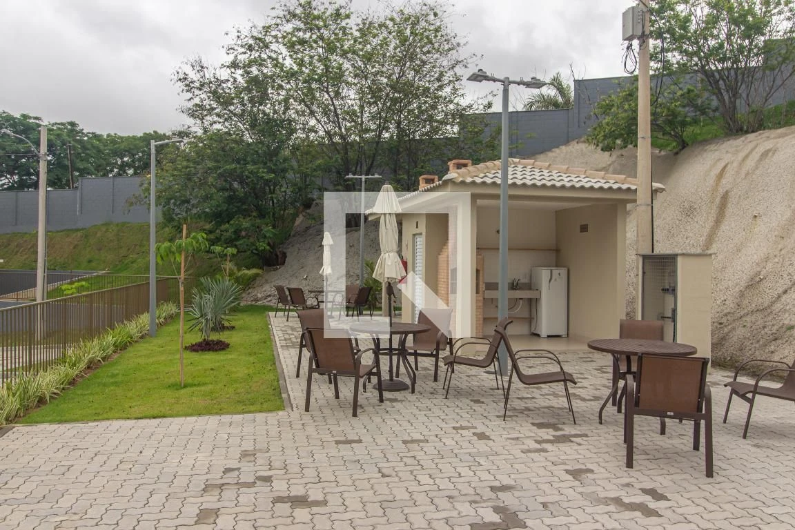 Unfurnished 2-bedroom apartment with private garden — photo 48