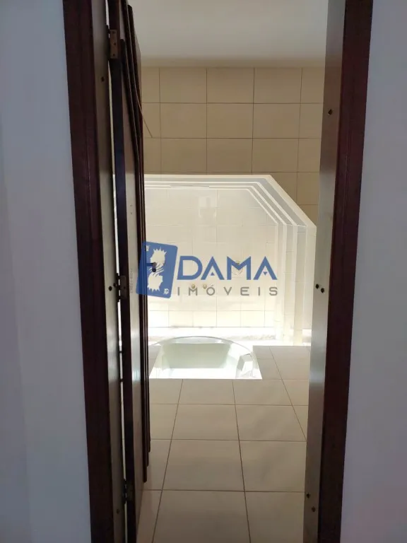 Триплекс-дім на 450 м² з 2 спальнями-сюїтами — photo 5