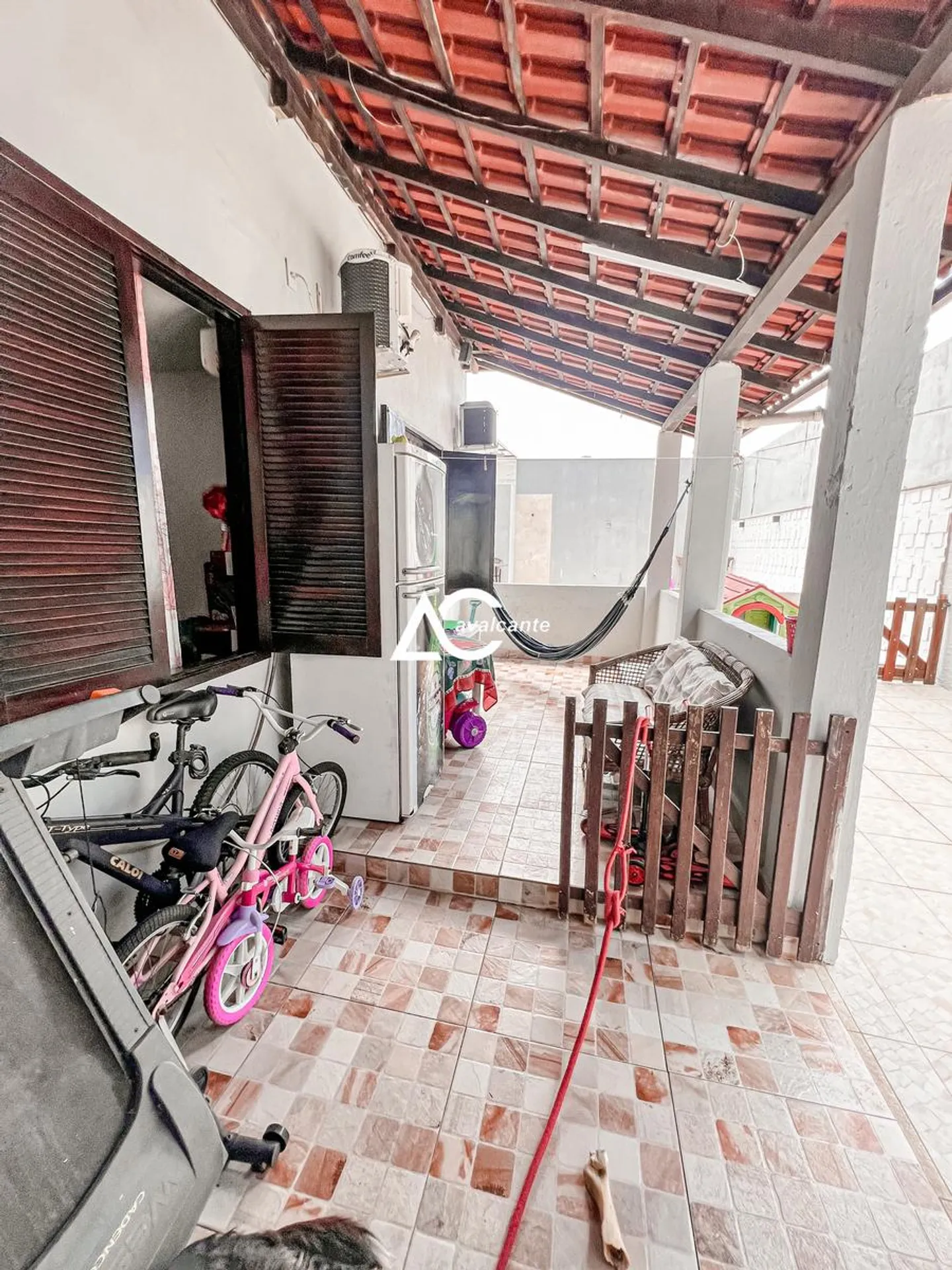 Washing machine in a 3-bedroom house, 360 m² — photo 47