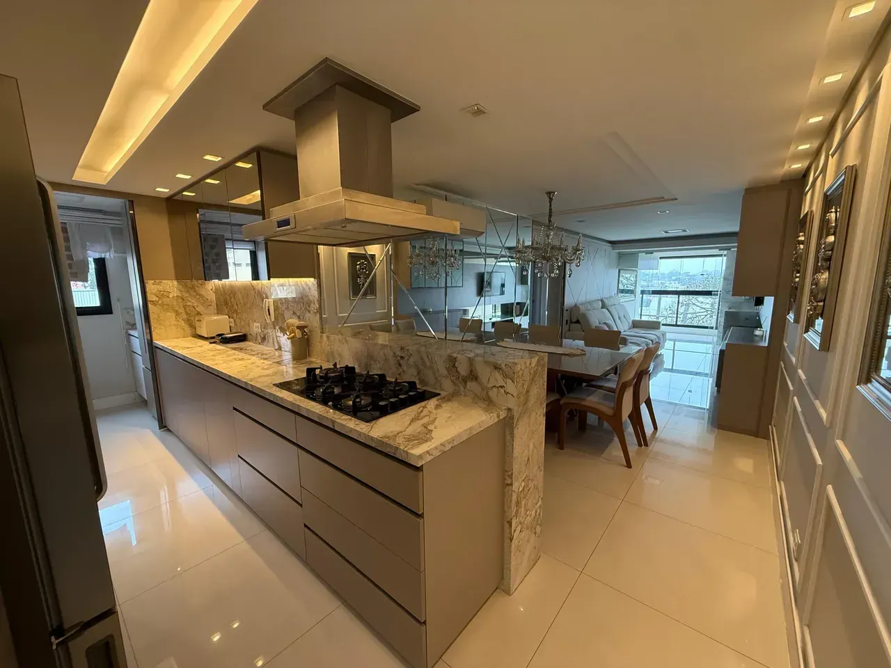 Furnished 77 m² apartment with 2 bedrooms and 2 parking — photo 14
