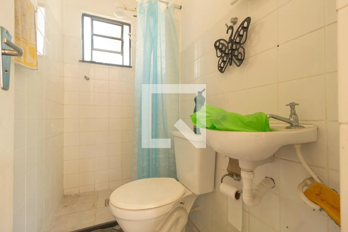 2-bedroom apartment with 1 bathroom and parking — photo 14