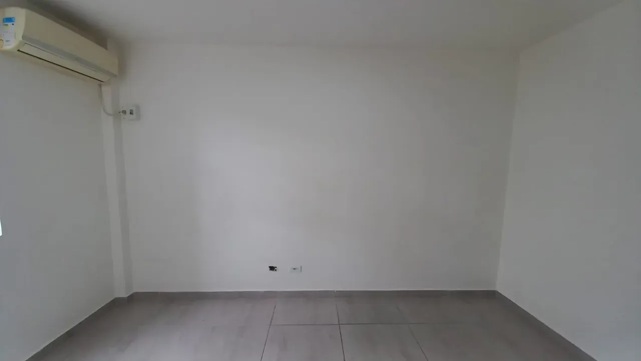 2-bedroom apartment, 49 m² — photo 25