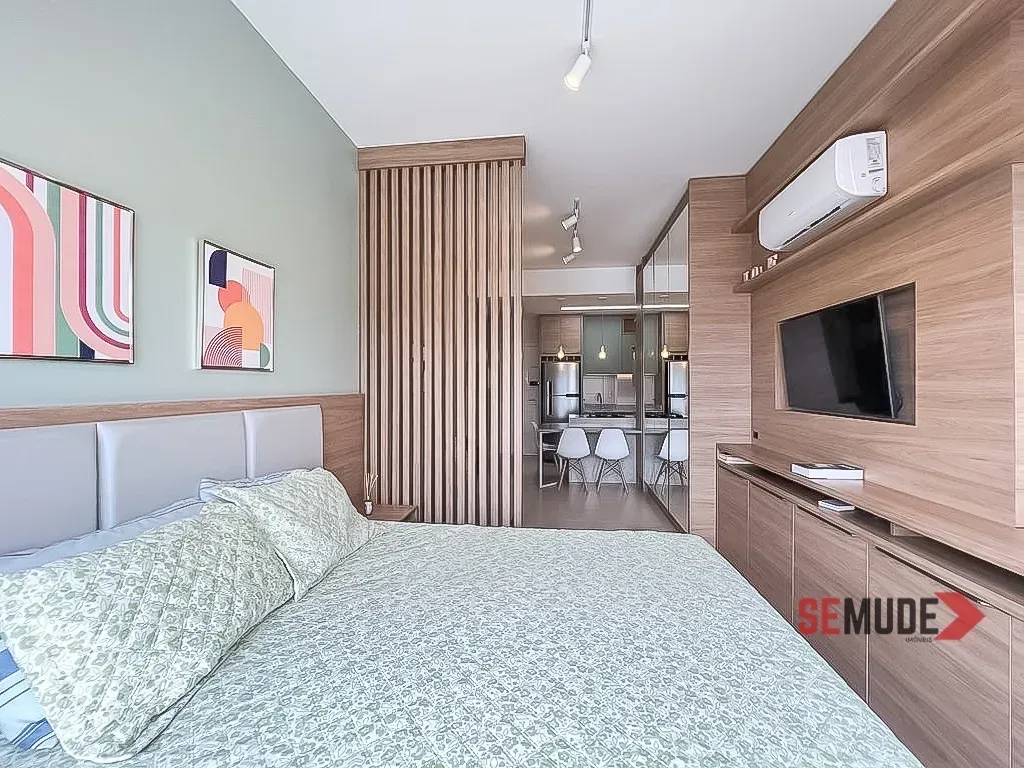 Furnished 1-bedroom apartment with a balcony grill — photo 13