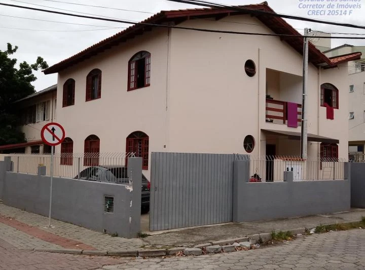 Орендна квартира 300 м² з 2 спальнями та 1 місцем