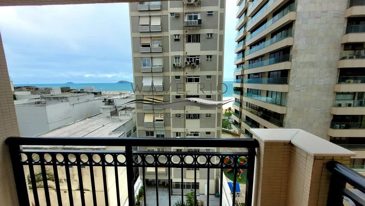 Furnished apartment with an open-plan kitchen and 2 bedrooms — photo 11