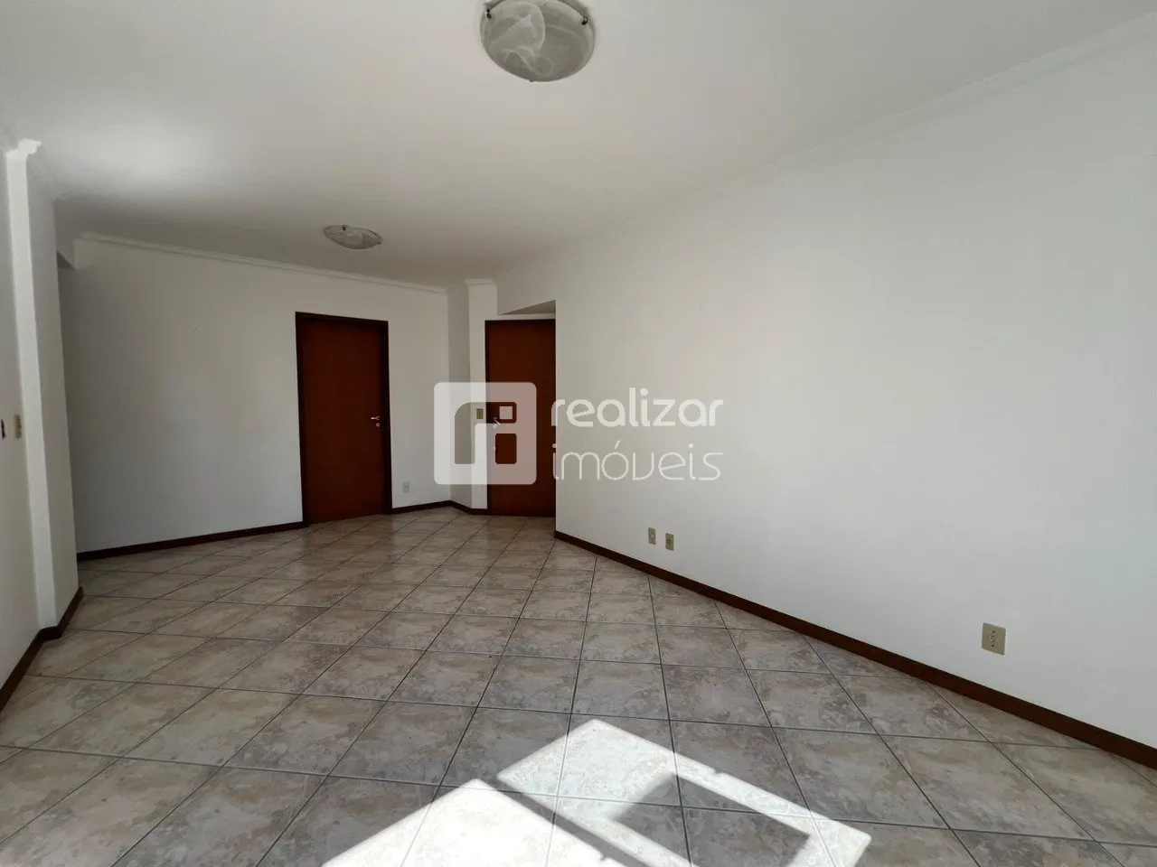 3-bedroom apartment with a home office in Florianópolis — photo 10