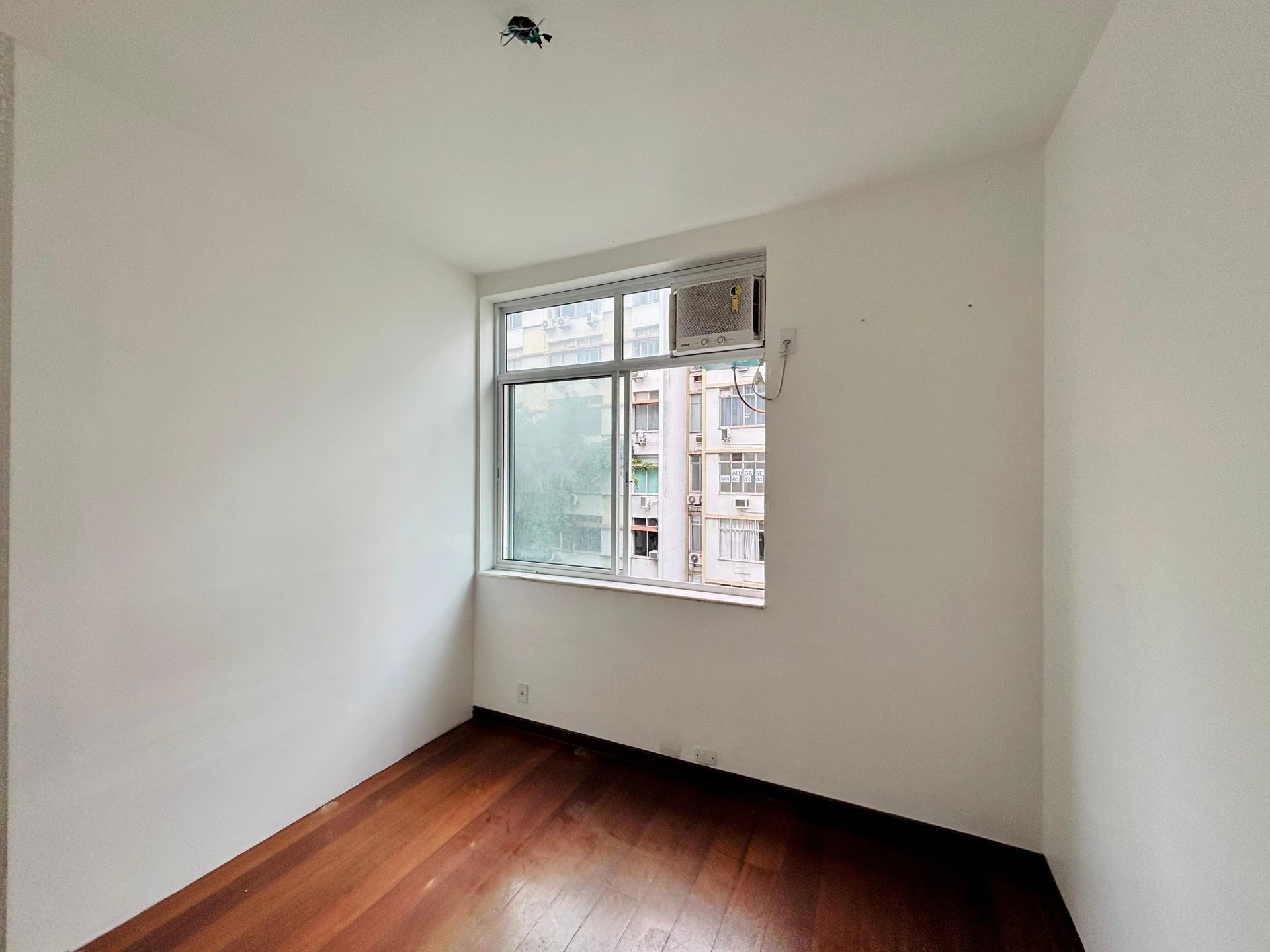 3-bedroom apartment with a jacuzzi in Rio de Janeiro — photo 4