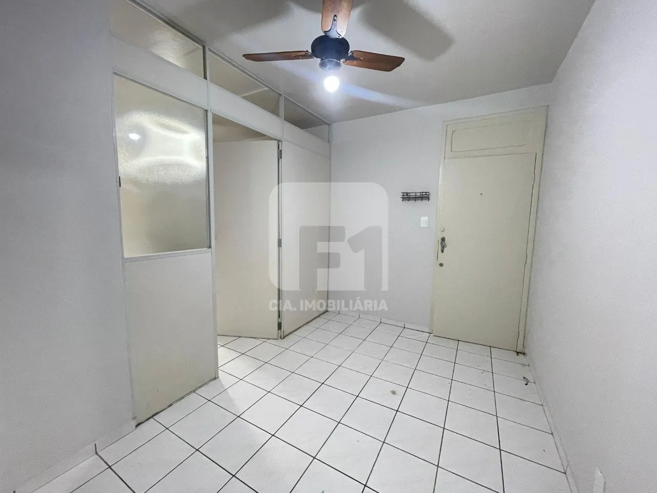 2-bedroom apartment with a gas stove and 70 m² — photo 2