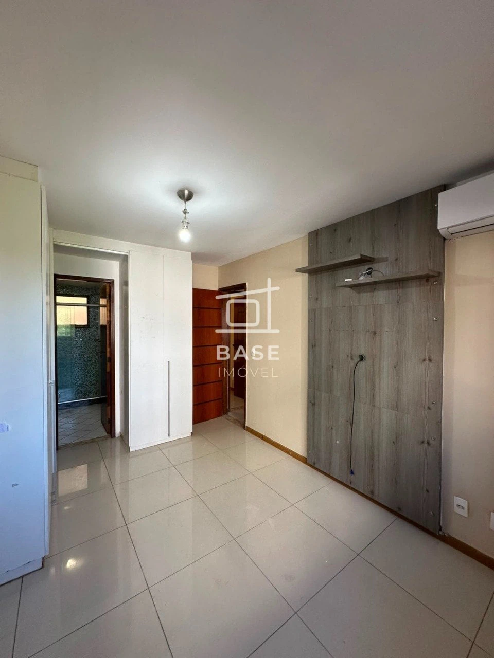 3-bedroom apartment with a suite and 1 parking spot — photo 12