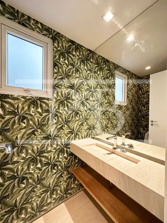 3-bedroom rental apartment with 3 bathrooms and 263 m² — photo 11