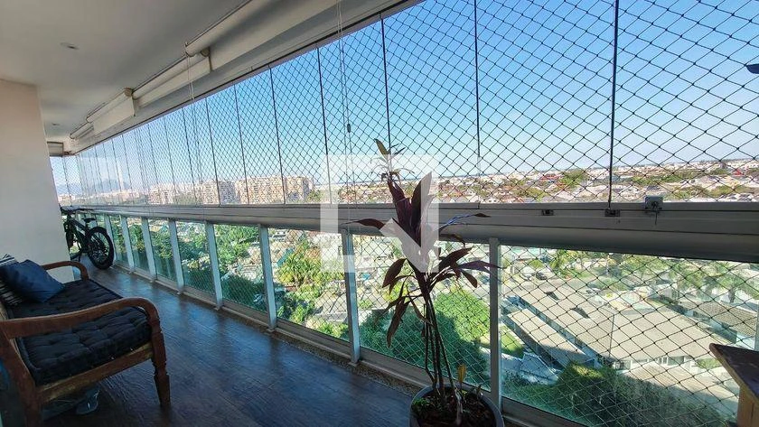 Панорамные окна и 4 спальни: квартира 200 м² — photo 28