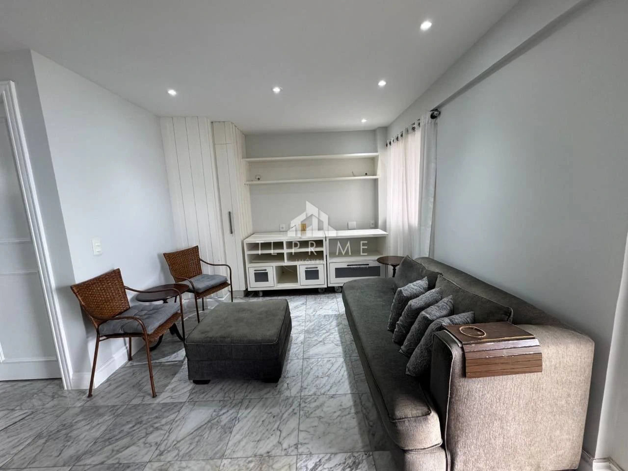 4-bedroom apartment with a private pool — photo 9