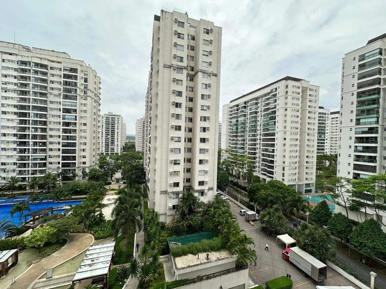 Furnished 69 m² apartment with 2 bedrooms and 2 baths — photo 4