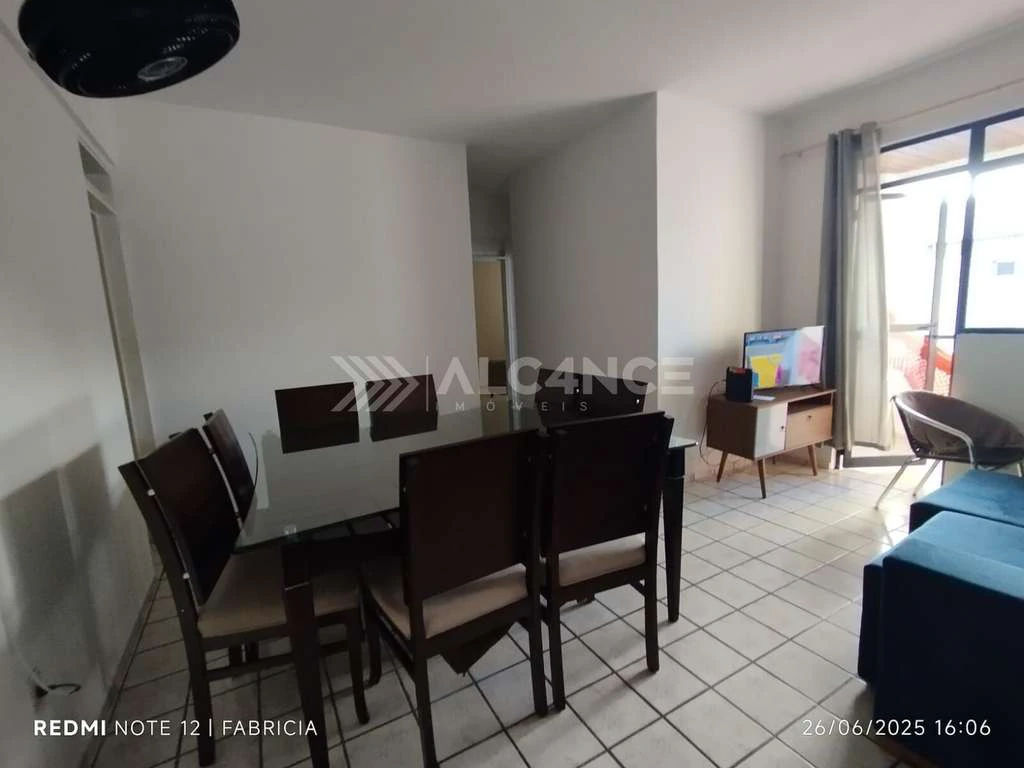 3-bedroom apartment with 2 en-suite bathrooms and balcony — photo 2