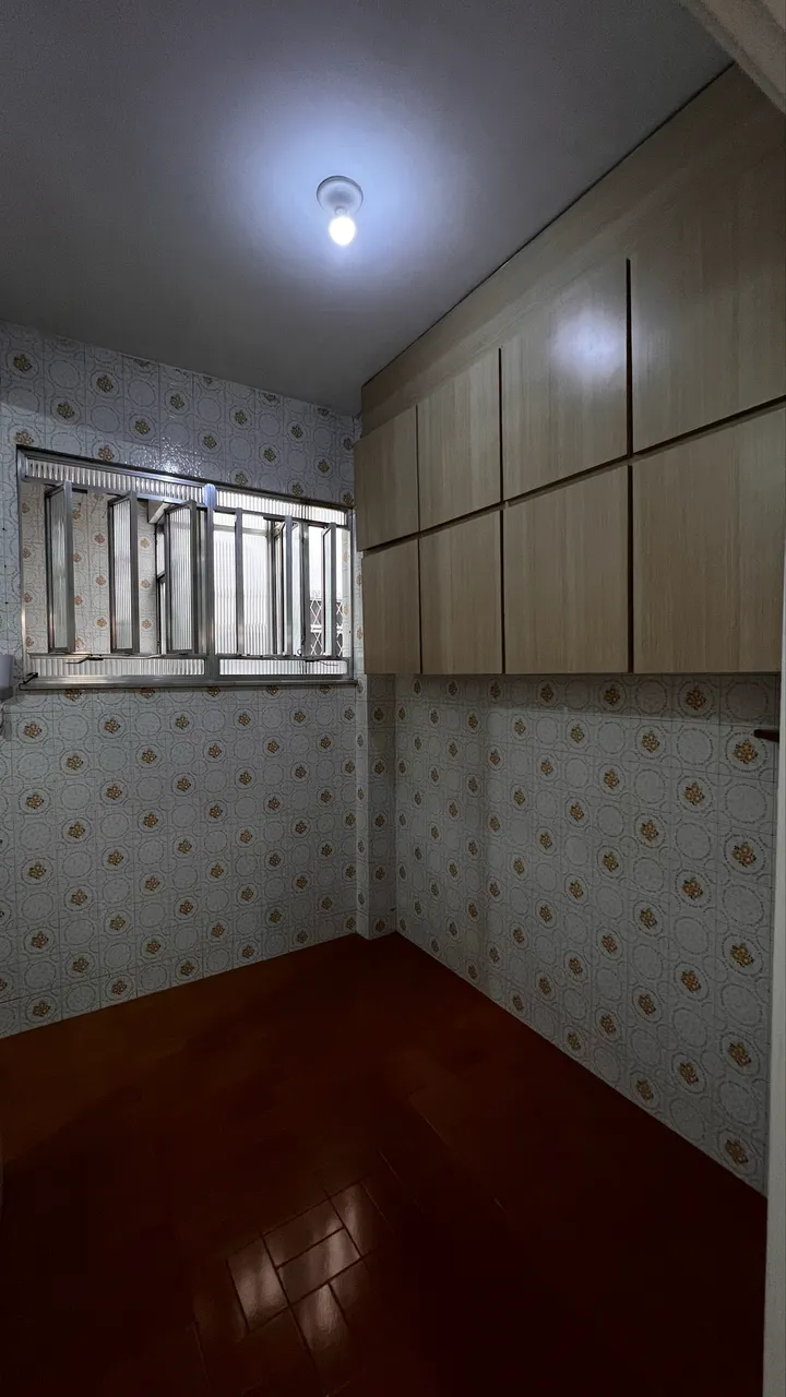2-bedroom, 2-bath apartment with 1 parking space — photo 9