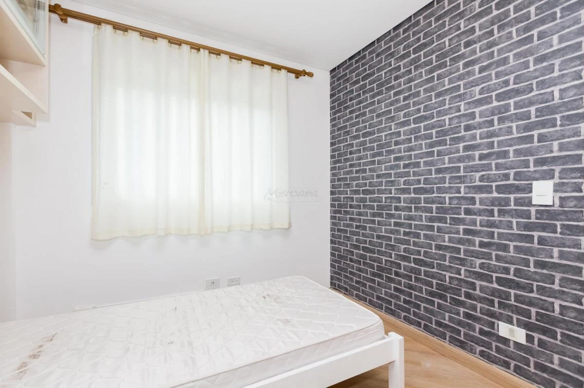 Apartment, 72 m², with a glass-enclosed balcony — photo 4