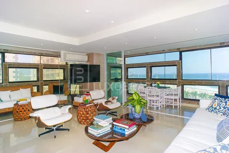 Furnished 4-bedroom apartment with 245 m² — photo 5